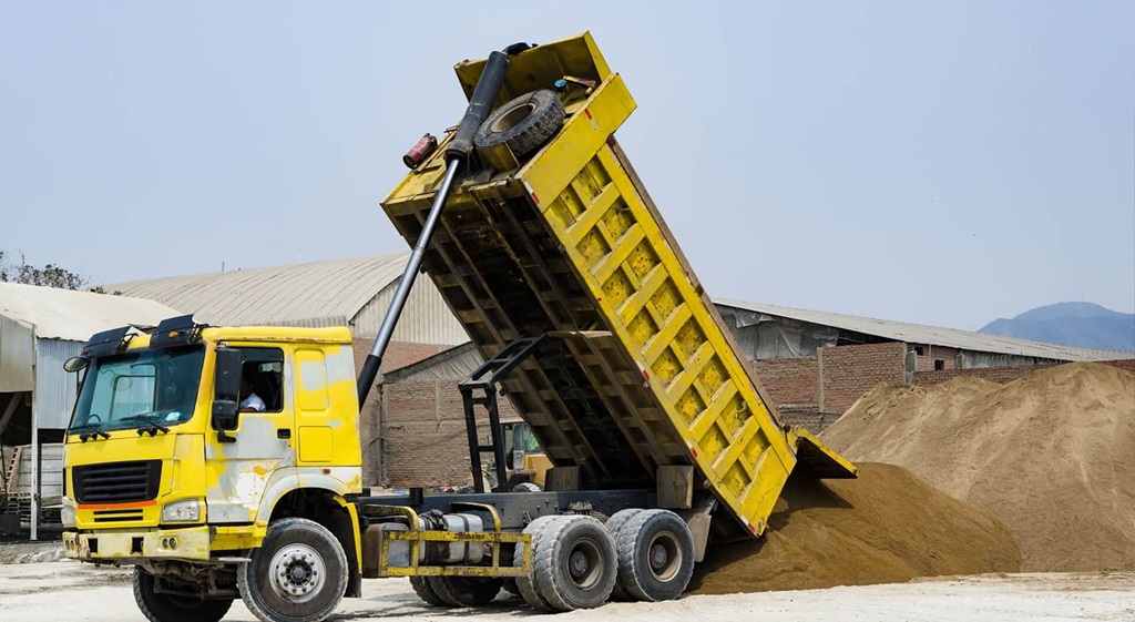 Securing Financing for Your Dump Truck Business