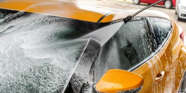 Can You Go Through a Car Wash With a Cracked Windshield?